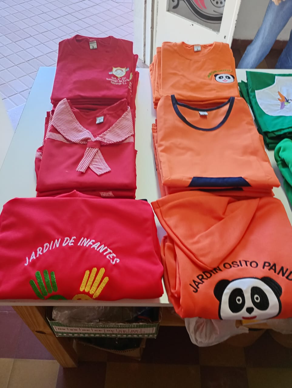 Poncho Escolar